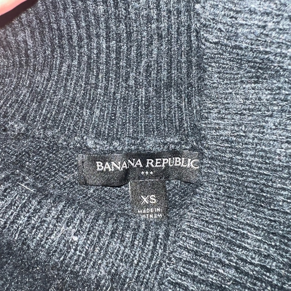 Banana Republic Stripe Turtleneck Sweater in Charcoal Grey size XS - Picture 3 of 4